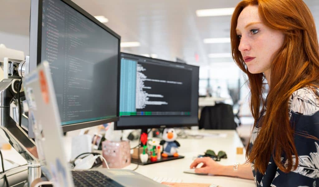 parallelstaff- dedicated development team